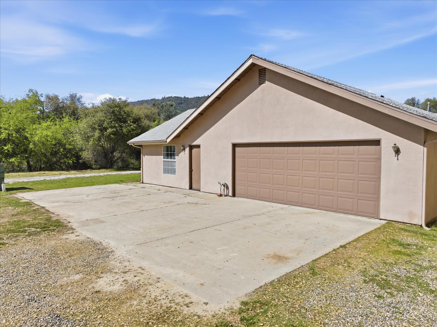 44908 HIghway 49, Ahwahnee, CA 93601