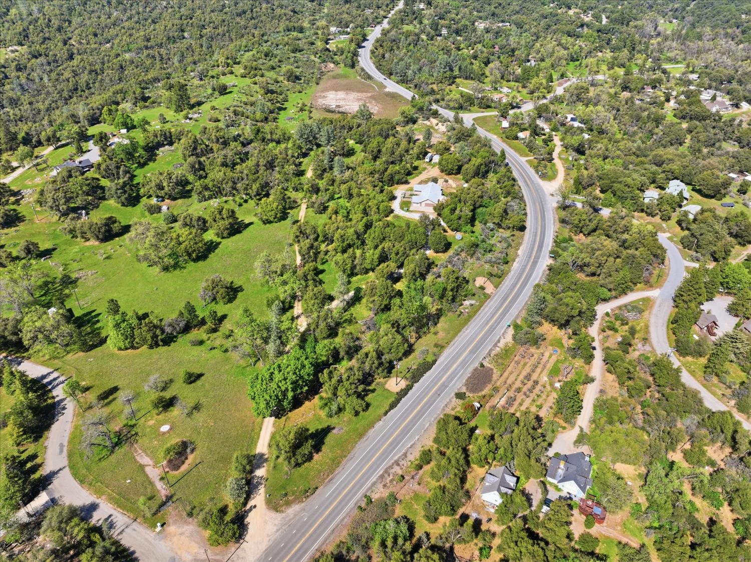 44908 HIghway 49, Ahwahnee, CA 93601