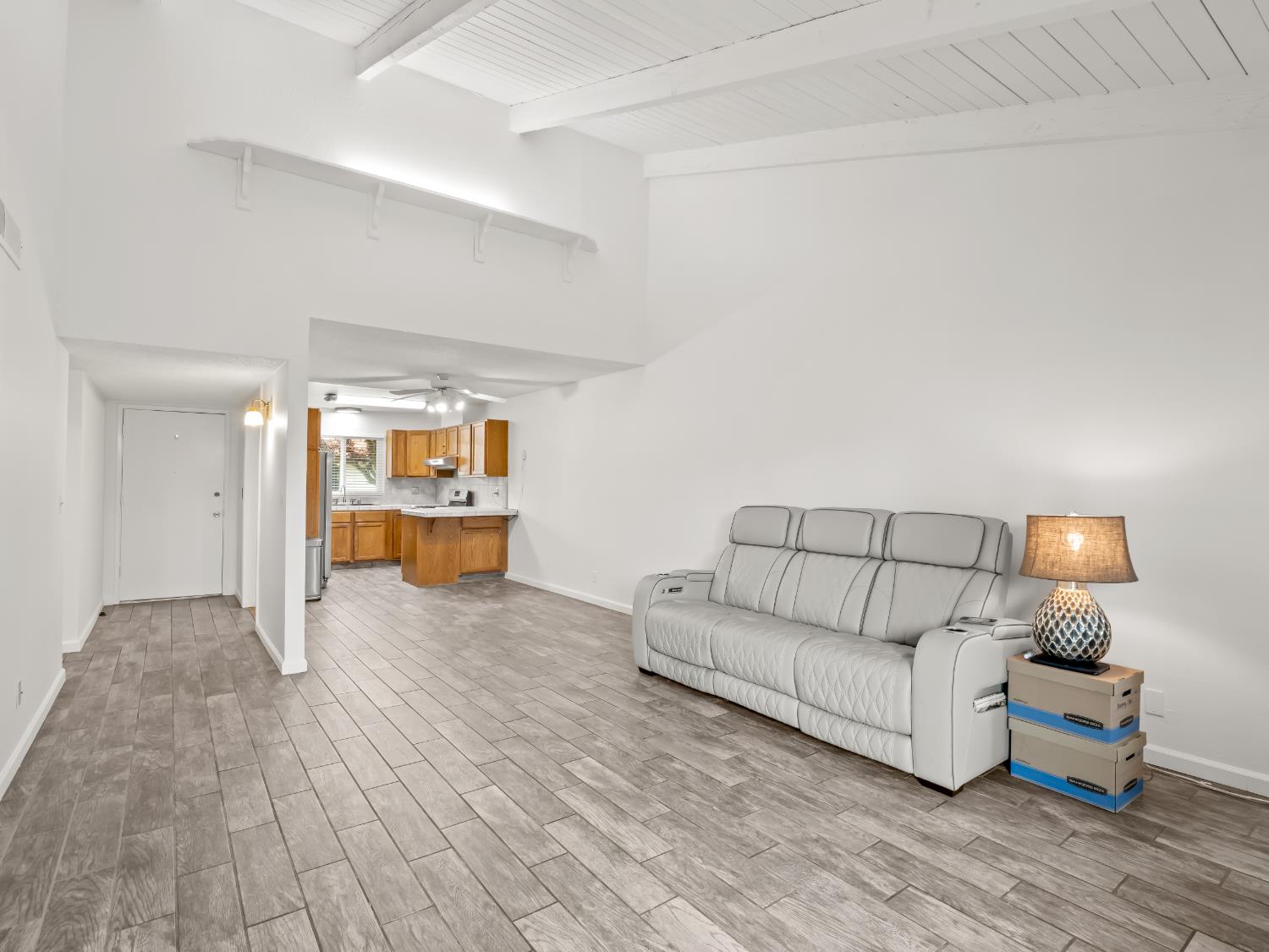 355 W Sierra Ave #110, Fresno, CA 93704