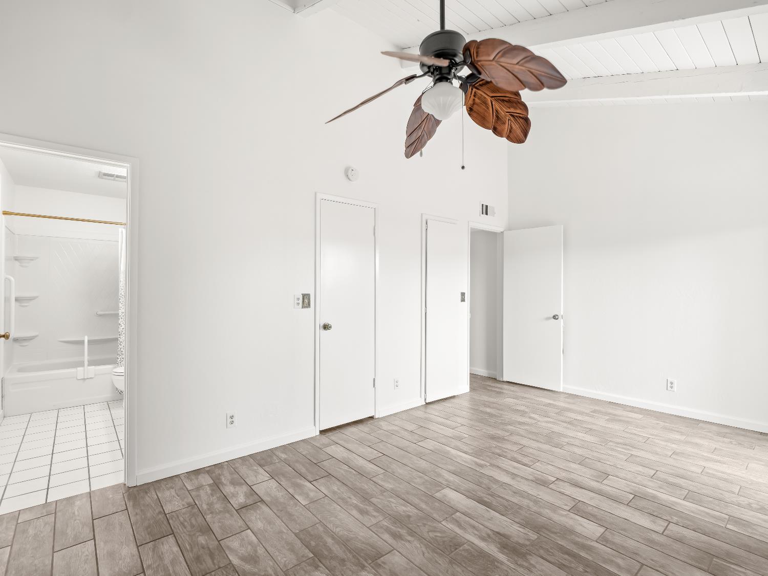 355 W Sierra Ave #110, Fresno, CA 93704