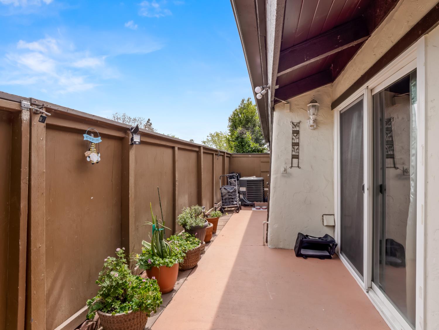 355 W Sierra Ave #110, Fresno, CA 93704