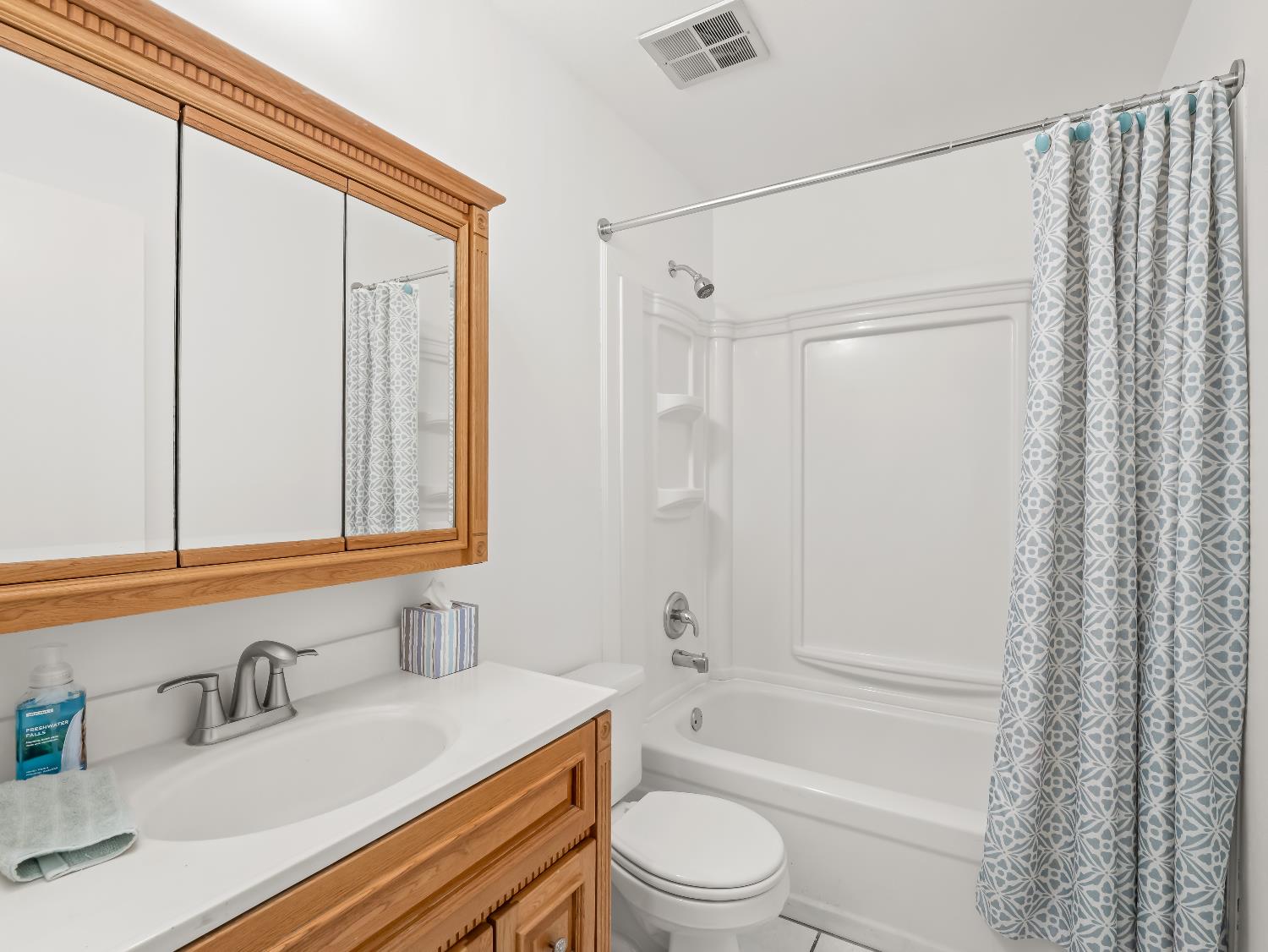 355 W Sierra Ave #110, Fresno, CA 93704