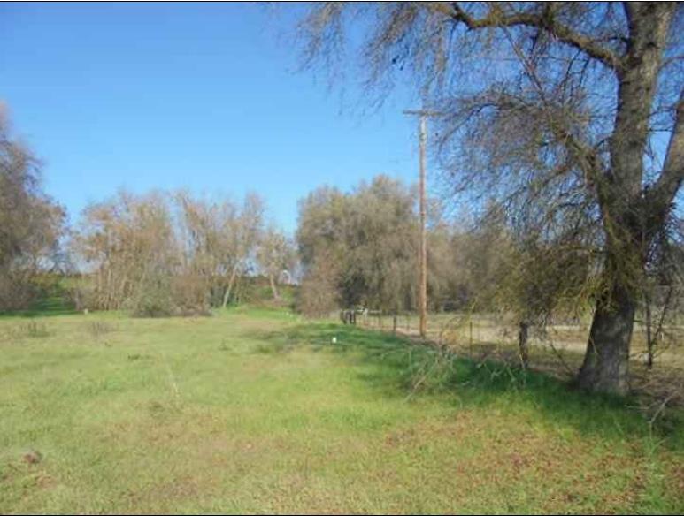 1000 S Rainbow Route, Sanger, CA 93657