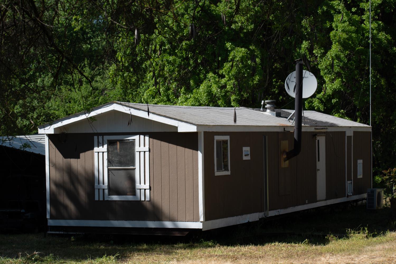 1000 S Rainbow Route, Sanger, CA 93657