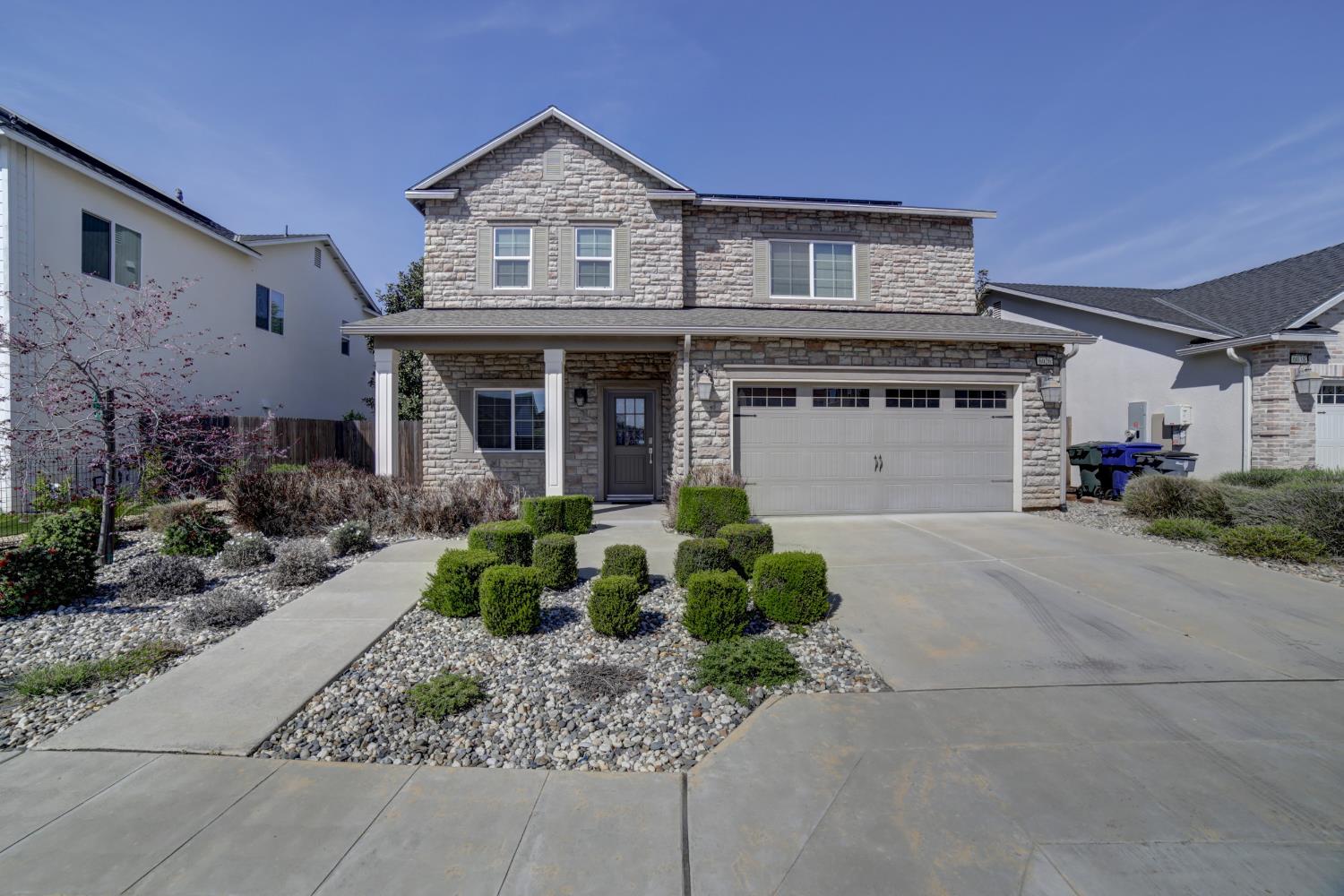 6026 E Fedora Ave, Fresno, CA 93727