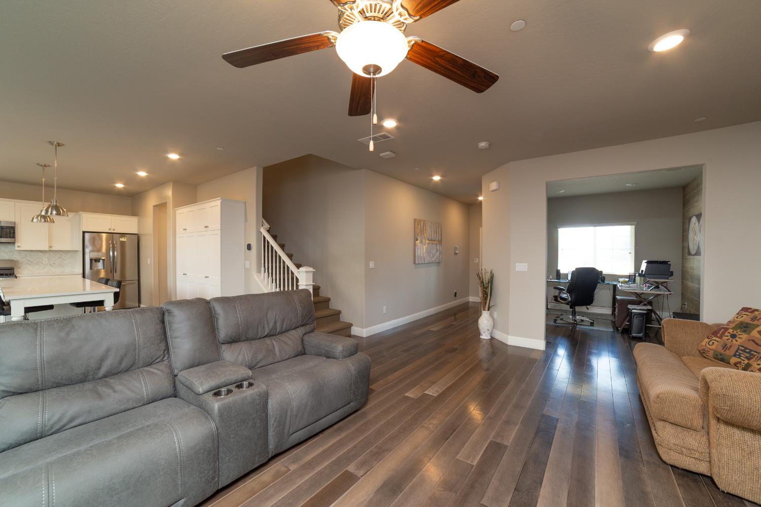 6026 E Fedora Ave, Fresno, CA 93727