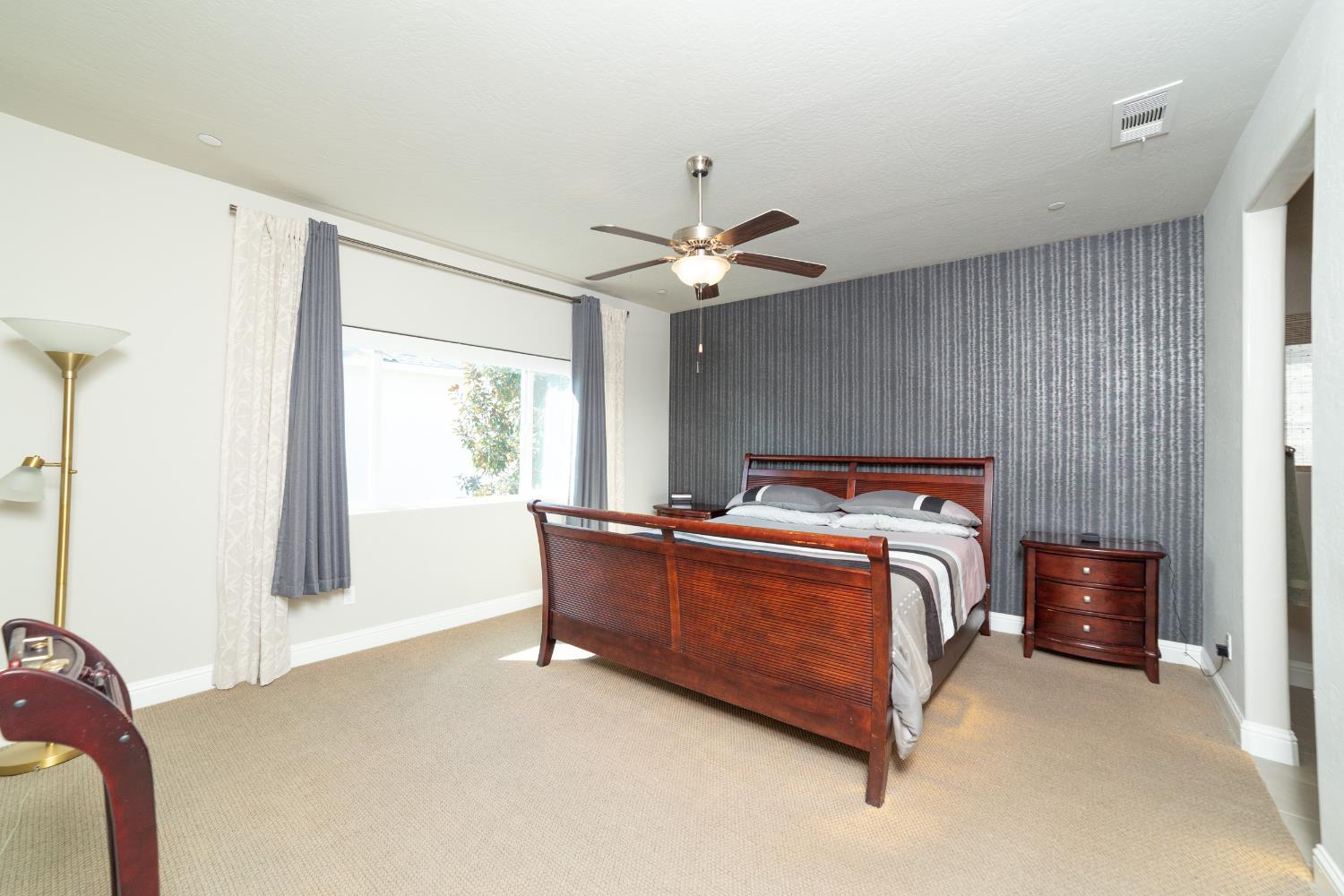 6026 E Fedora Ave, Fresno, CA 93727