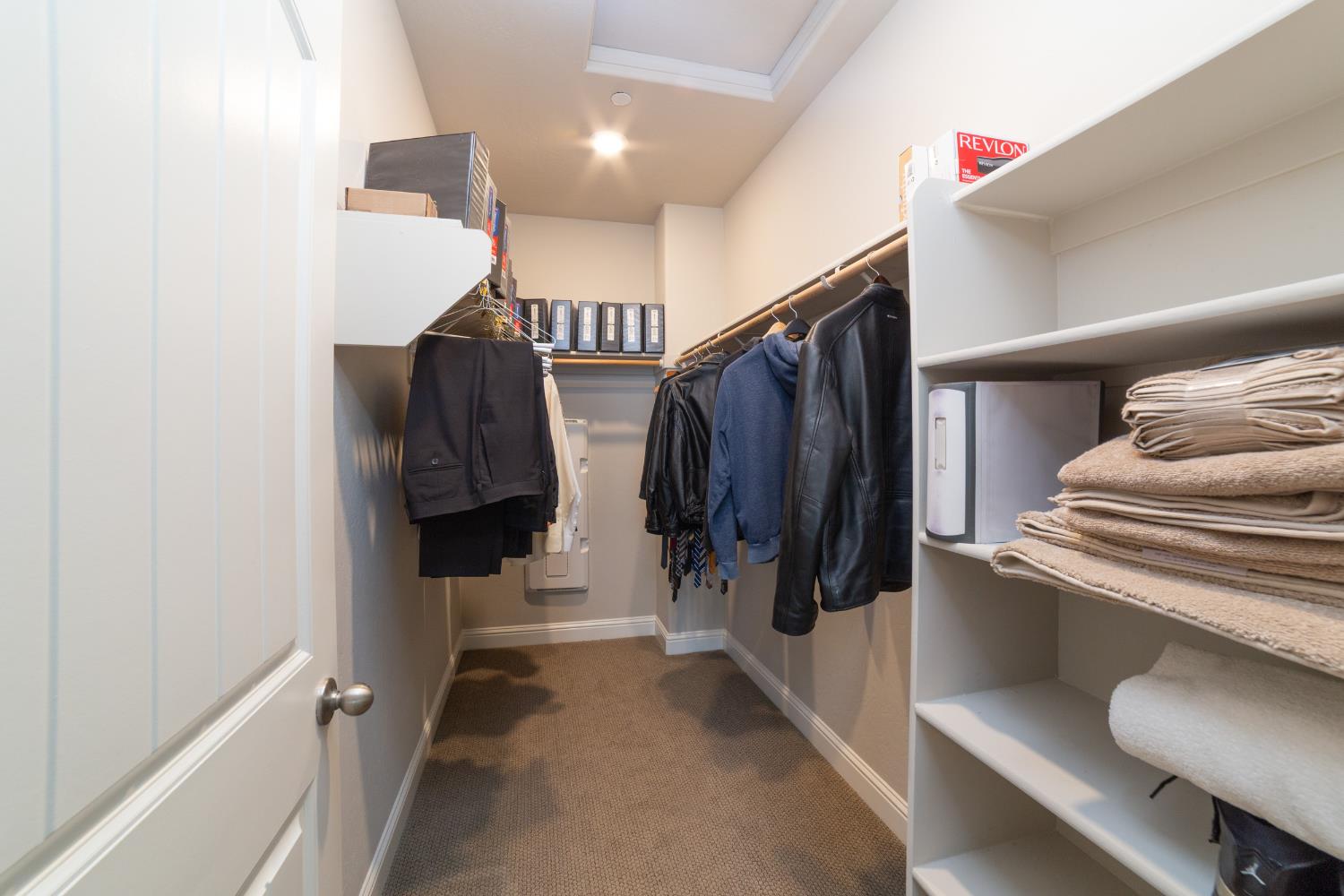 6026 E Fedora Ave, Fresno, CA 93727