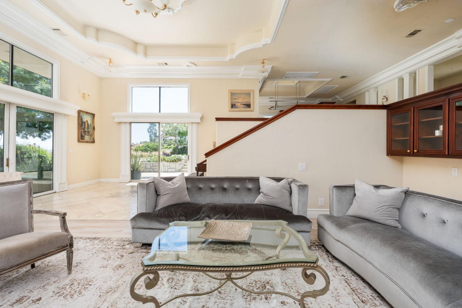 14215 Killarney Dr, Madera, CA 93636