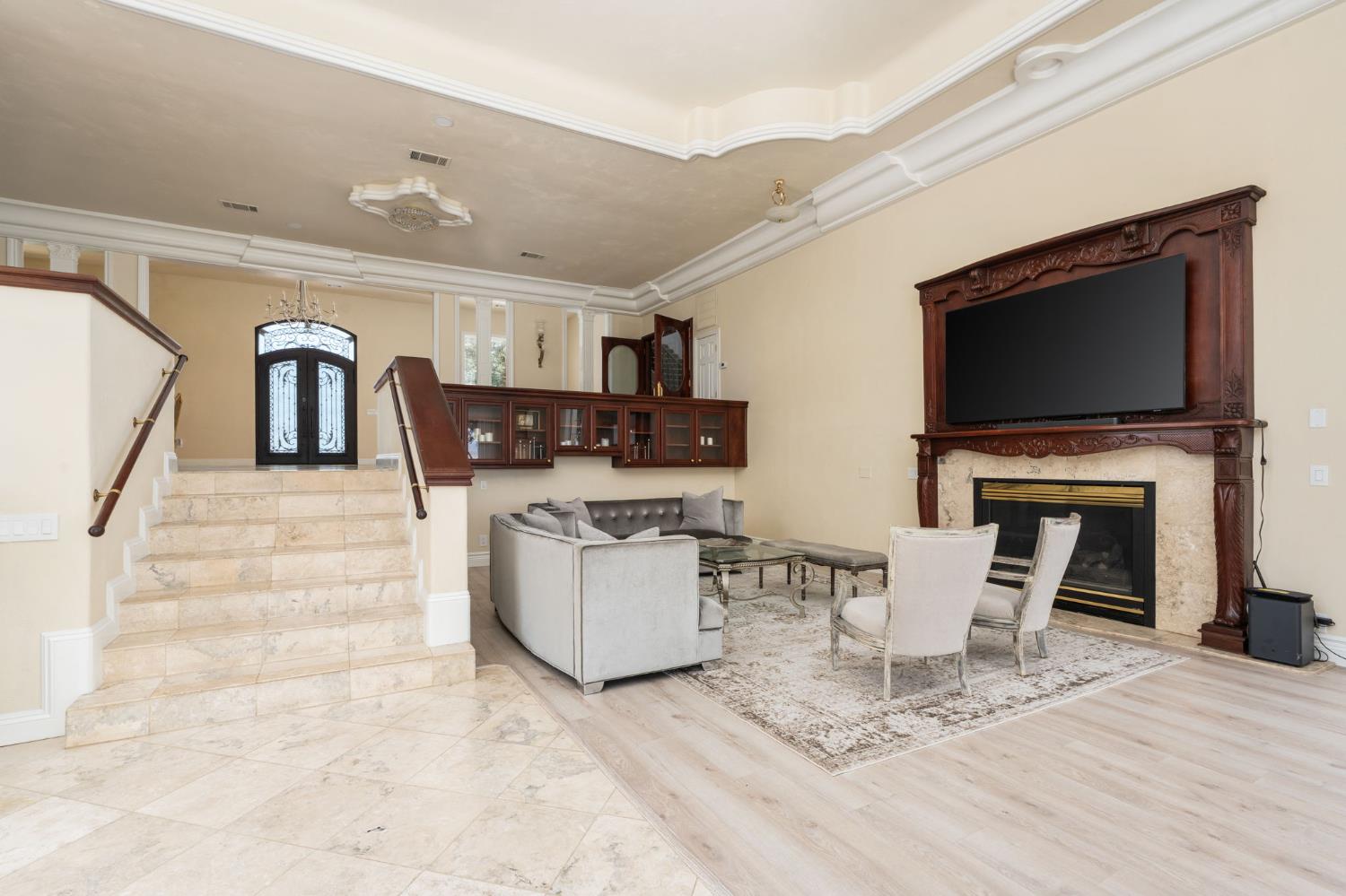 14215 Killarney Dr, Madera, CA 93636