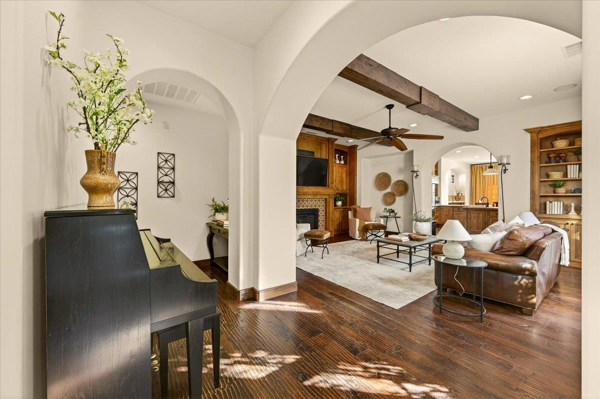 12370 N Via Il Prato Ave, Clovis, CA 93619