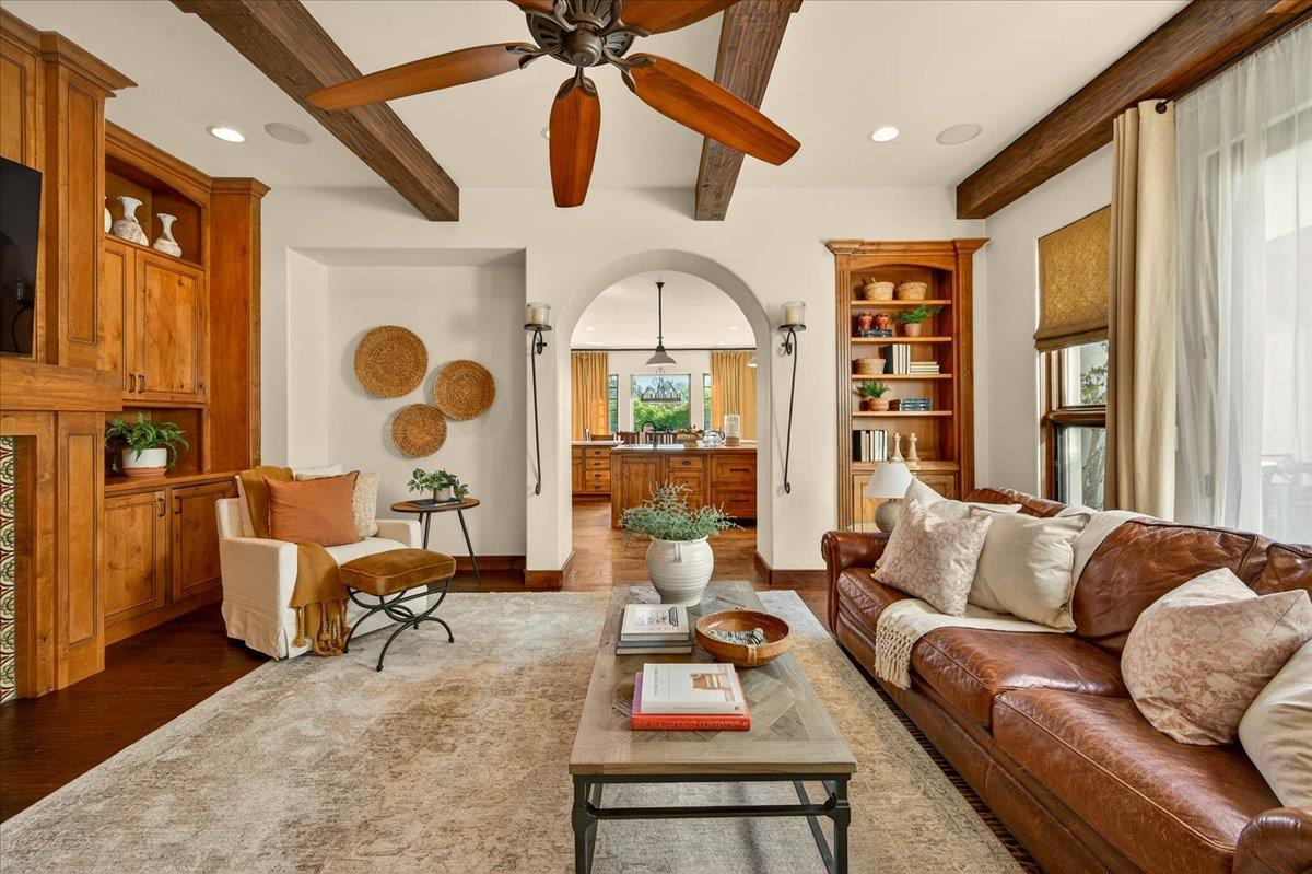 12370 N Via Il Prato Ave, Clovis, CA 93619