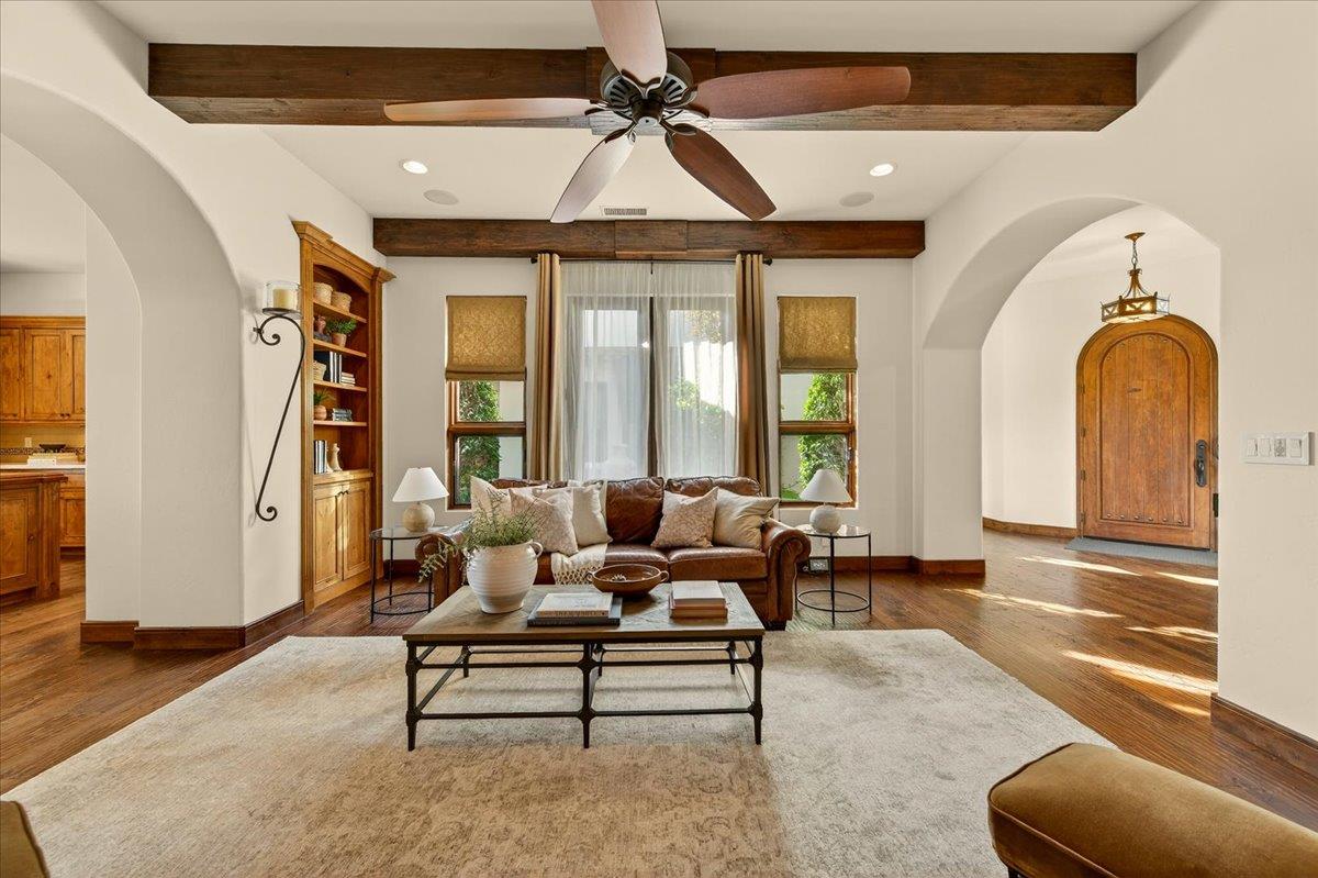 12370 N Via Il Prato Ave, Clovis, CA 93619