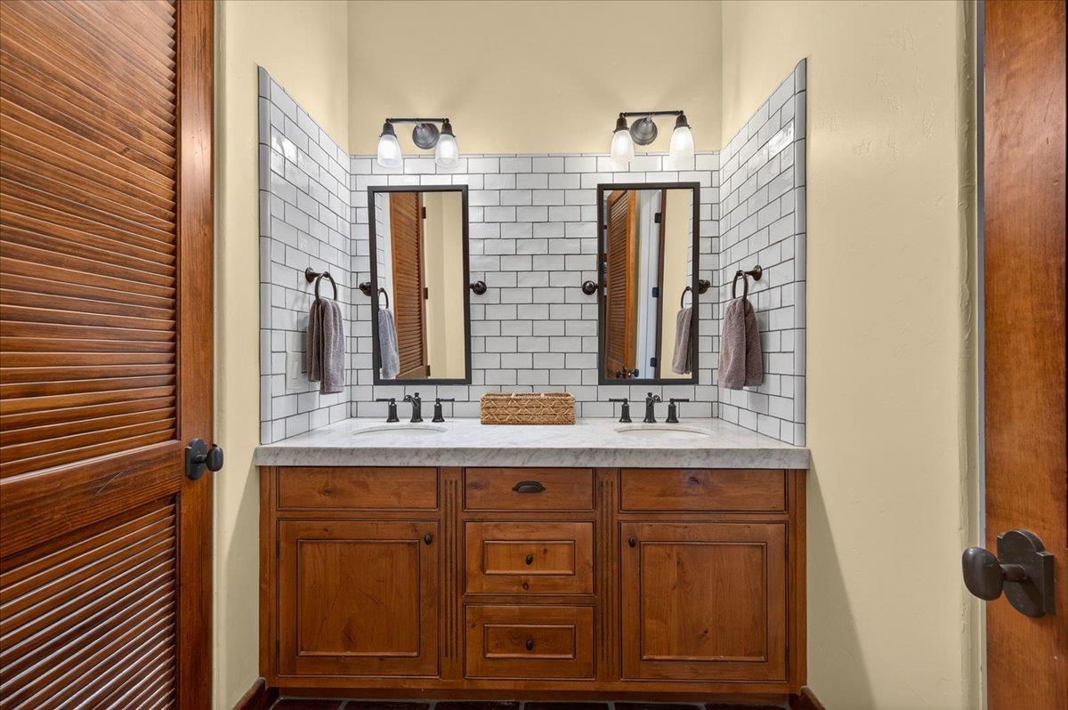 12370 N Via Il Prato Ave, Clovis, CA 93619