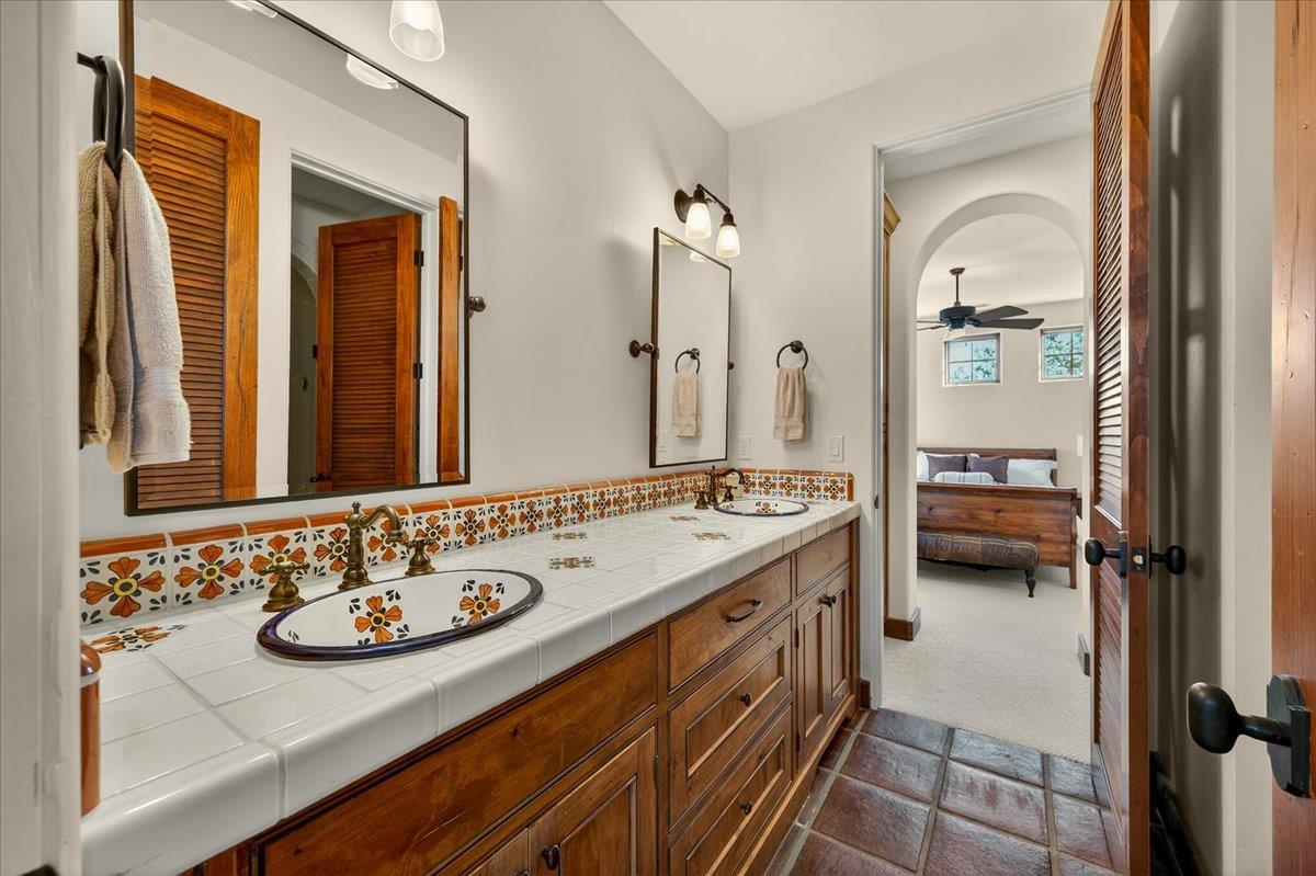 12370 N Via Il Prato Ave, Clovis, CA 93619