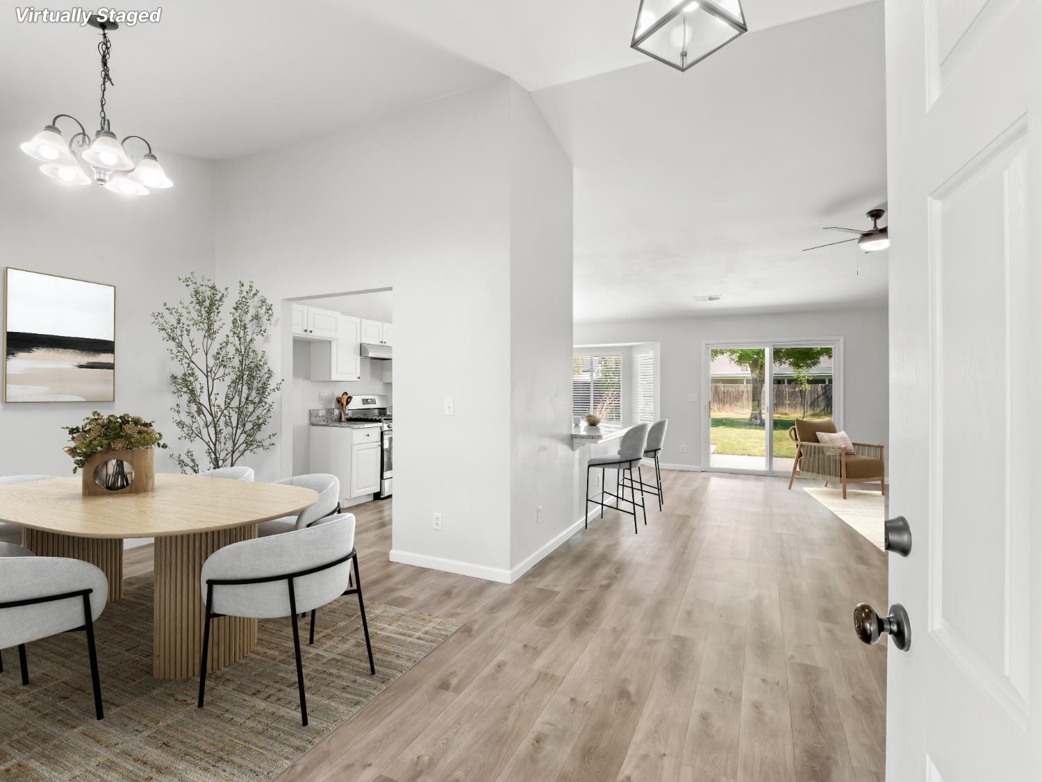 390 Tucker Ave, Sanger, CA 93657