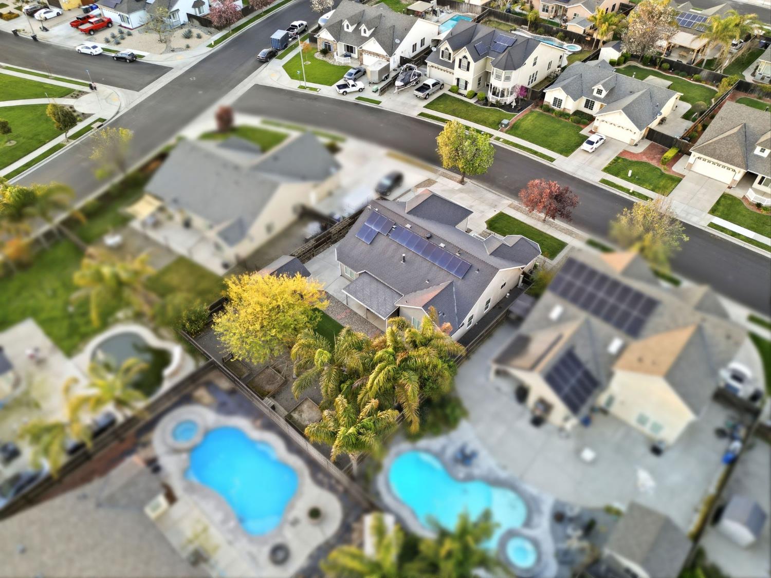 1005 Jubilee Ct, Lemoore, CA 93245