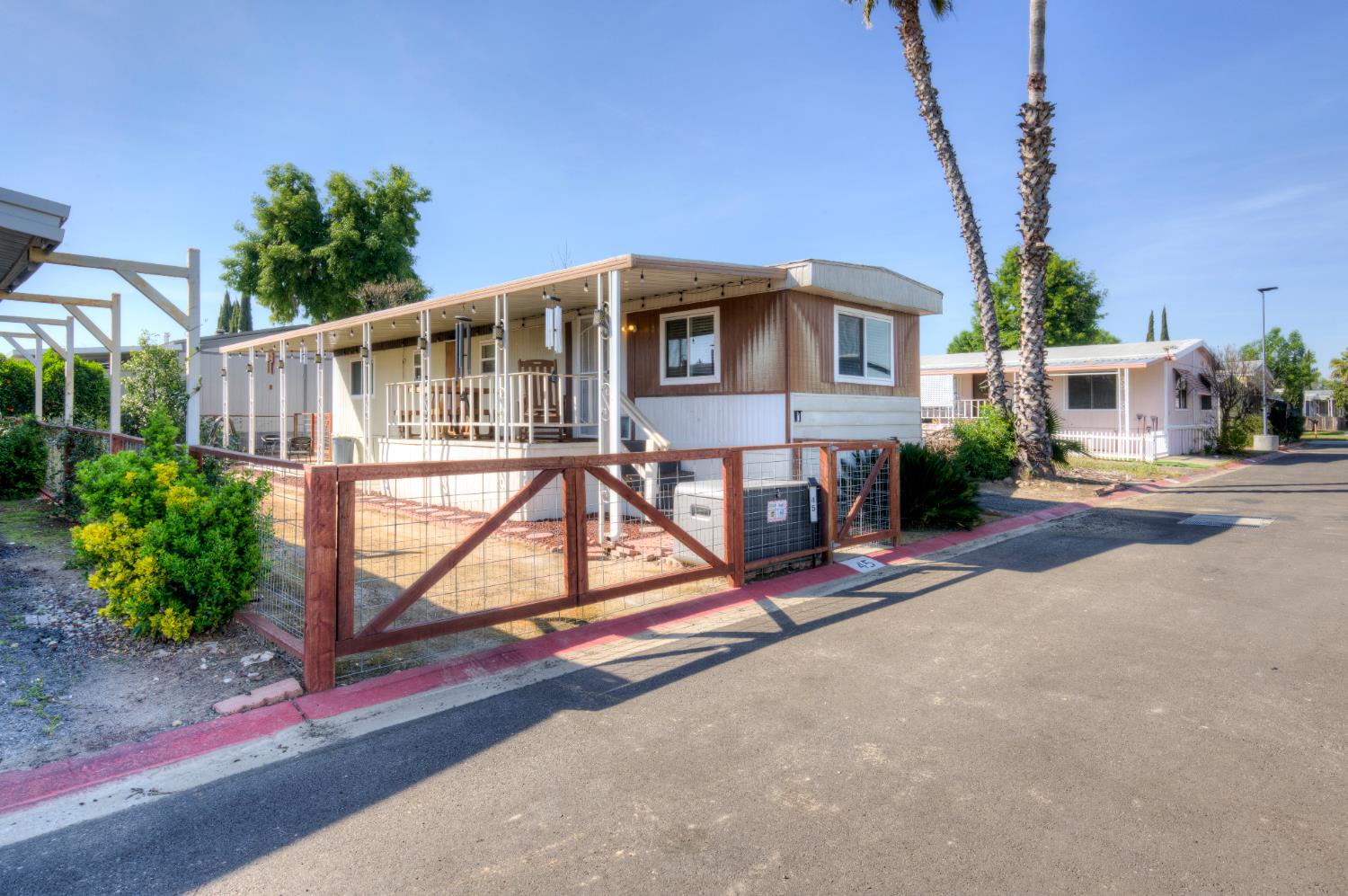 3550 N Duke Ave #45, Fresno, CA 93727