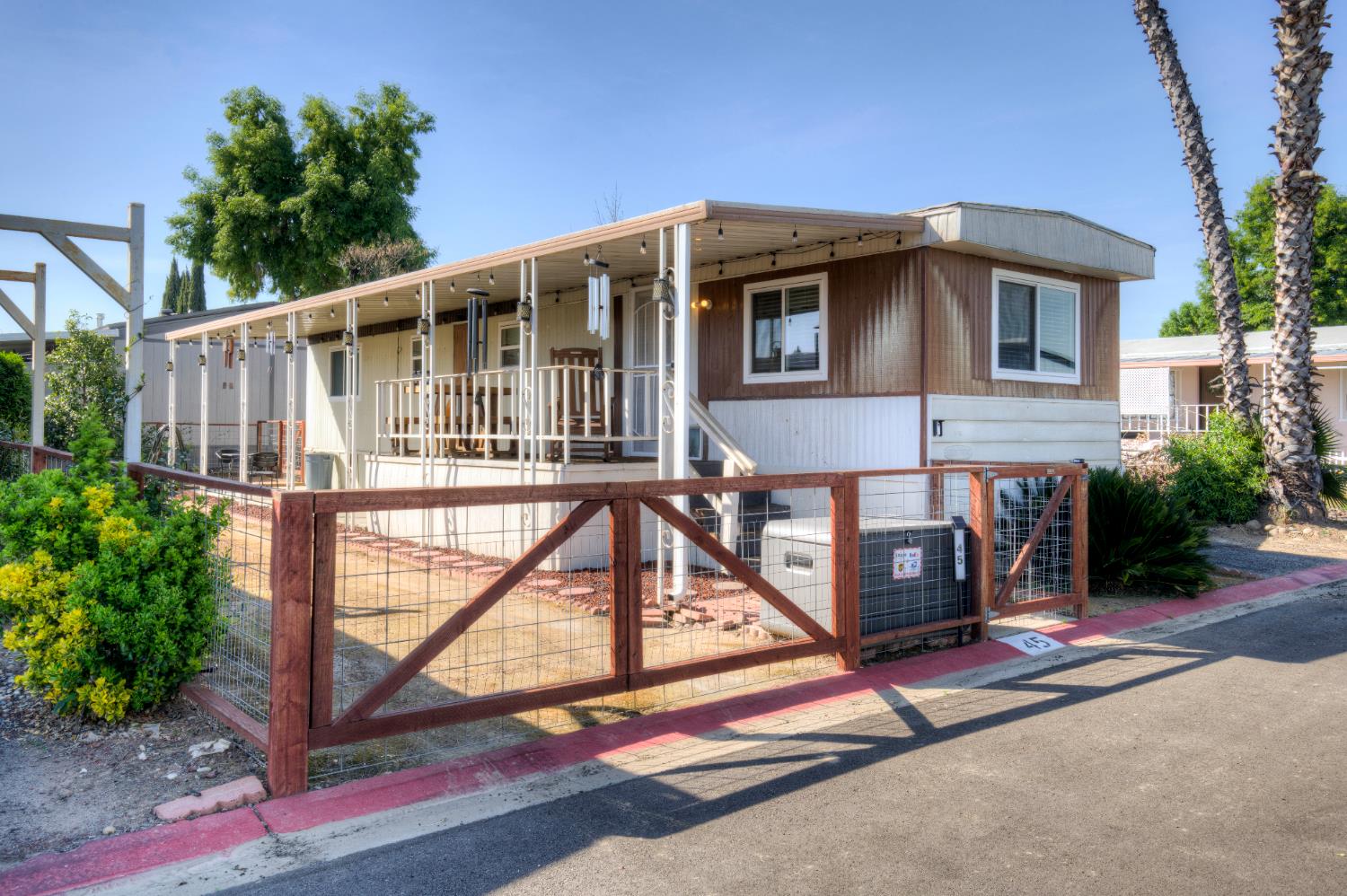 3550 N Duke Ave #45, Fresno, CA 93727