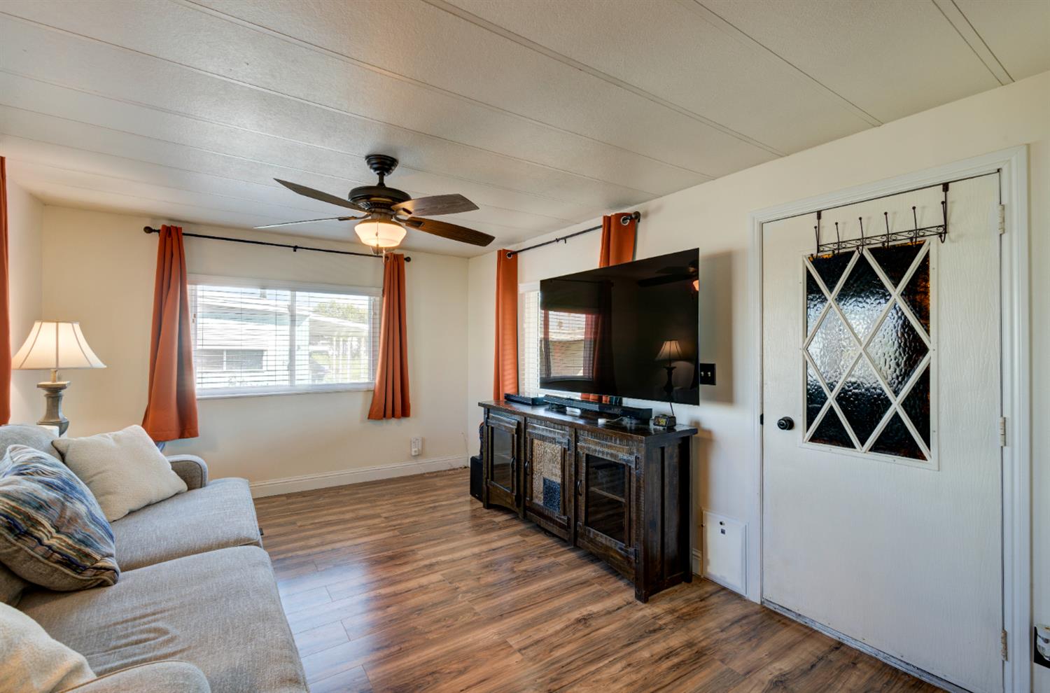 3550 N Duke Ave #45, Fresno, CA 93727