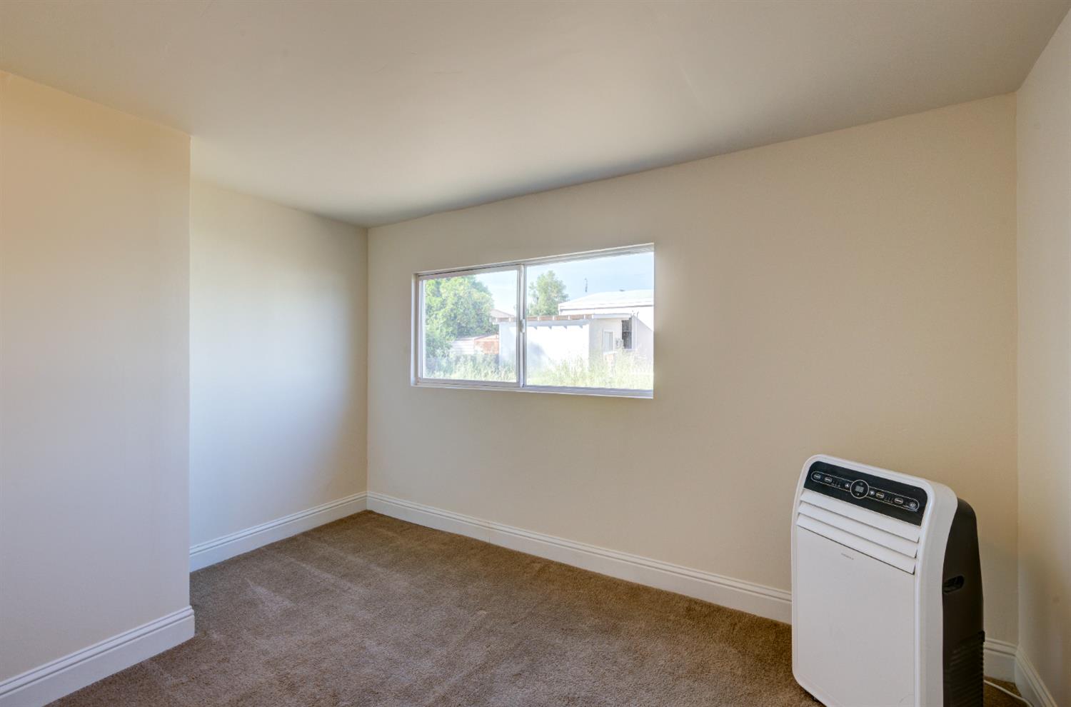 3550 N Duke Ave #45, Fresno, CA 93727