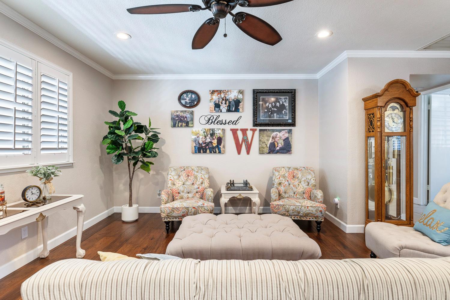 30 W Swift Ave, Clovis, CA 93612