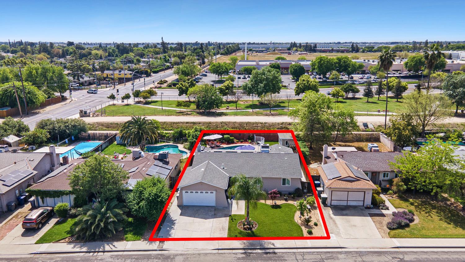 30 W Swift Ave, Clovis, CA 93612