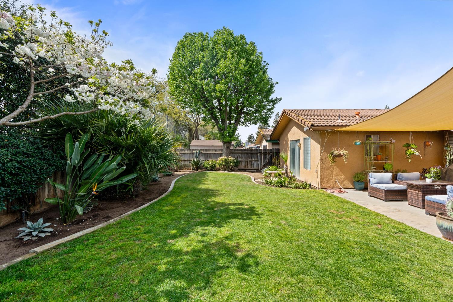 5201 W Griffith Way, Fresno, CA 93722