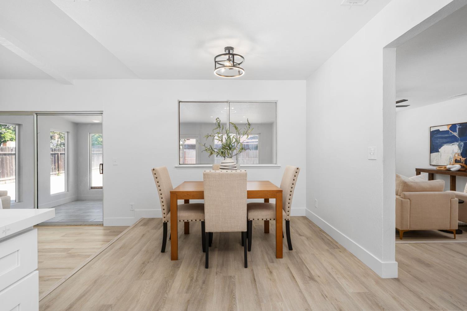 2627 Stanford Ave, Clovis, CA 93611