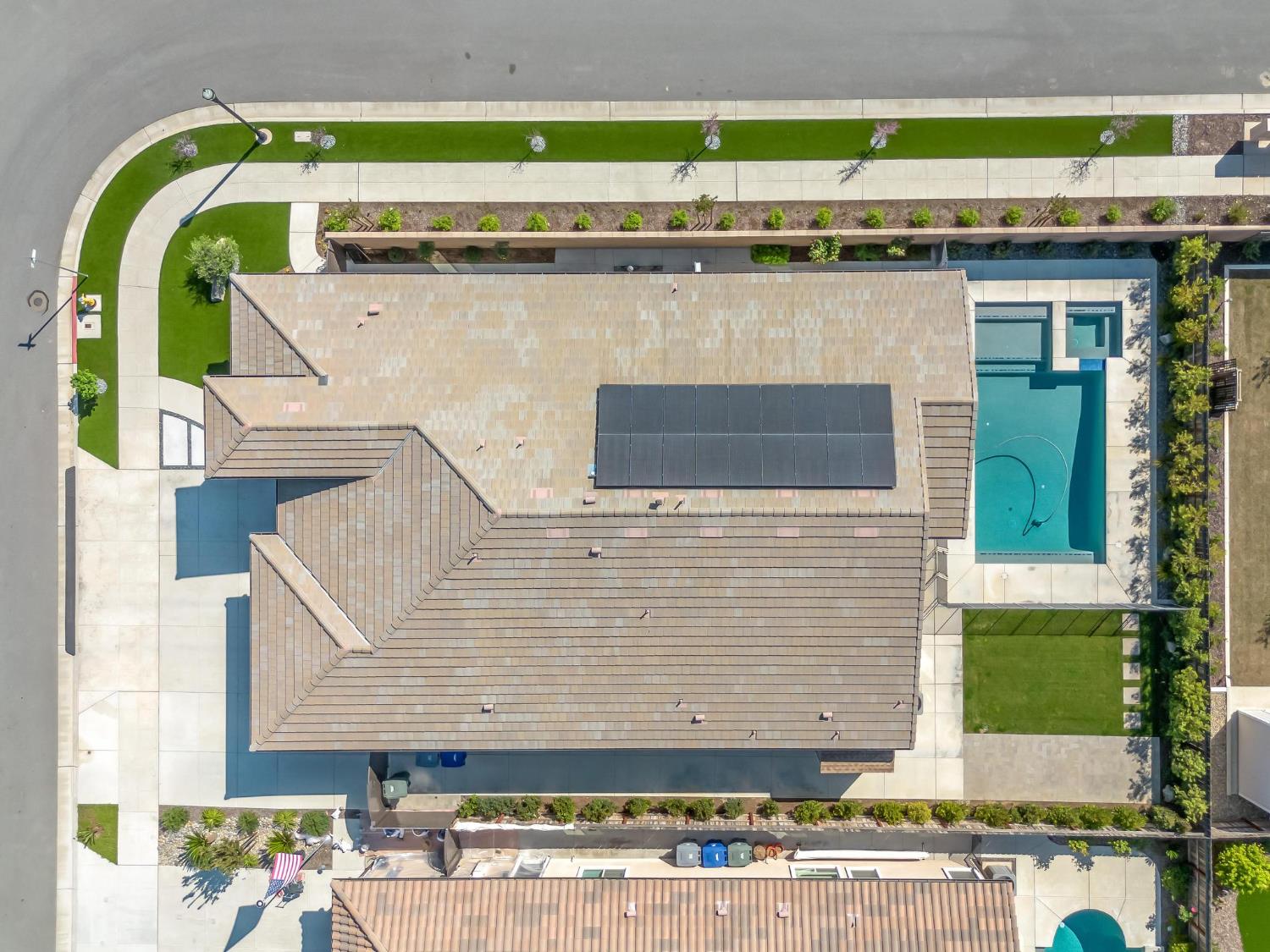 1734 N Park Ave, Clovis, CA 93619