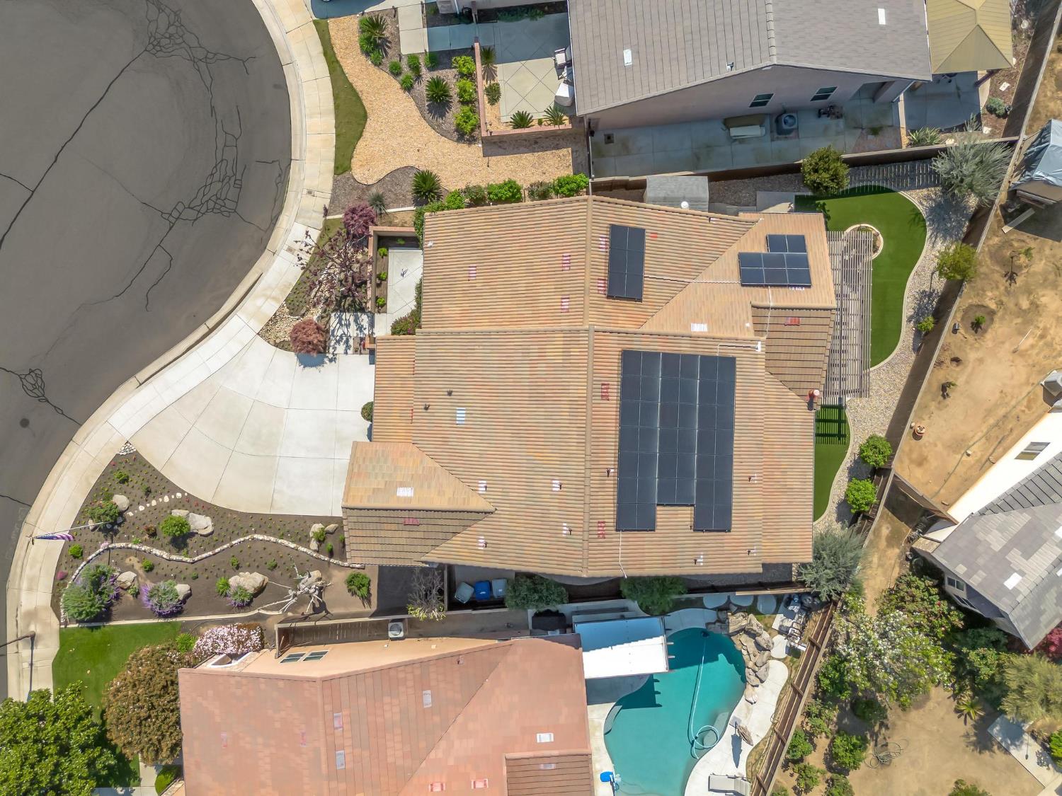 1178 Blackwood Ave, Clovis, CA 93619