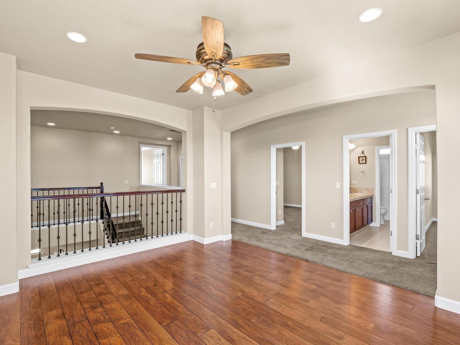 1178 Blackwood Ave, Clovis, CA 93619