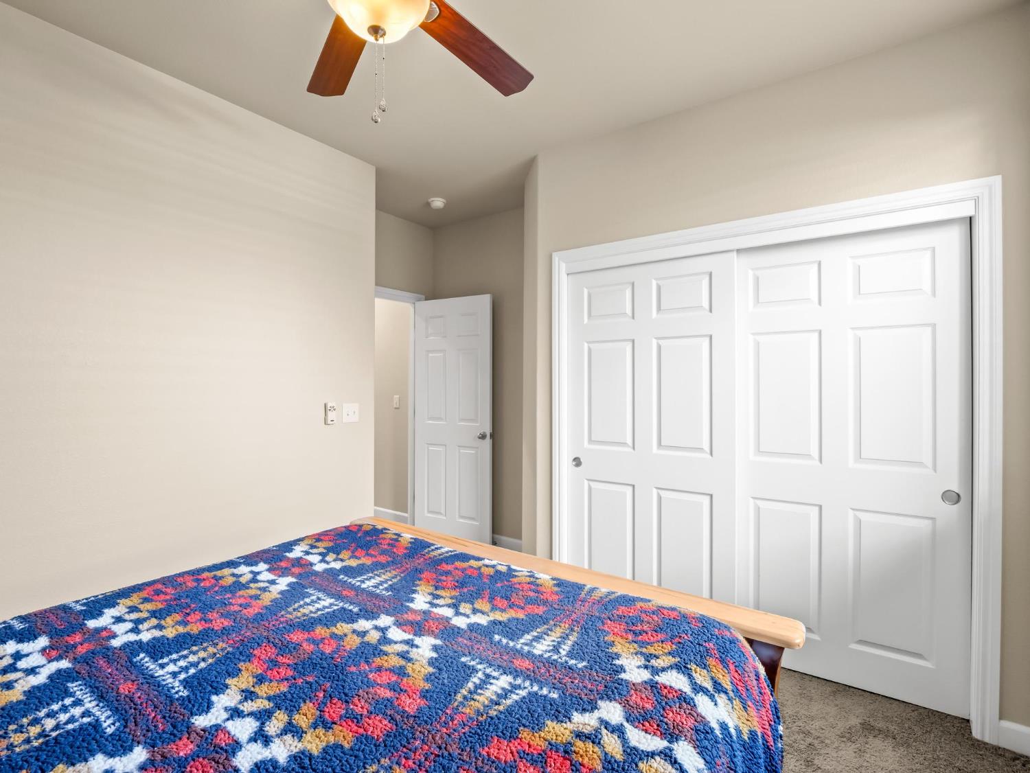 1178 Blackwood Ave, Clovis, CA 93619