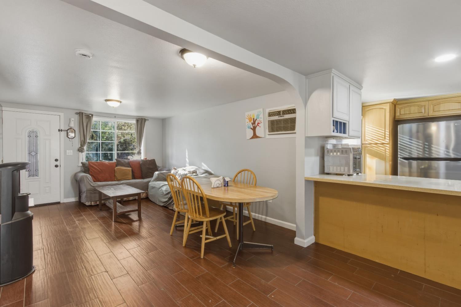 2330 Meadowbrook Ave, Merced, CA 95348