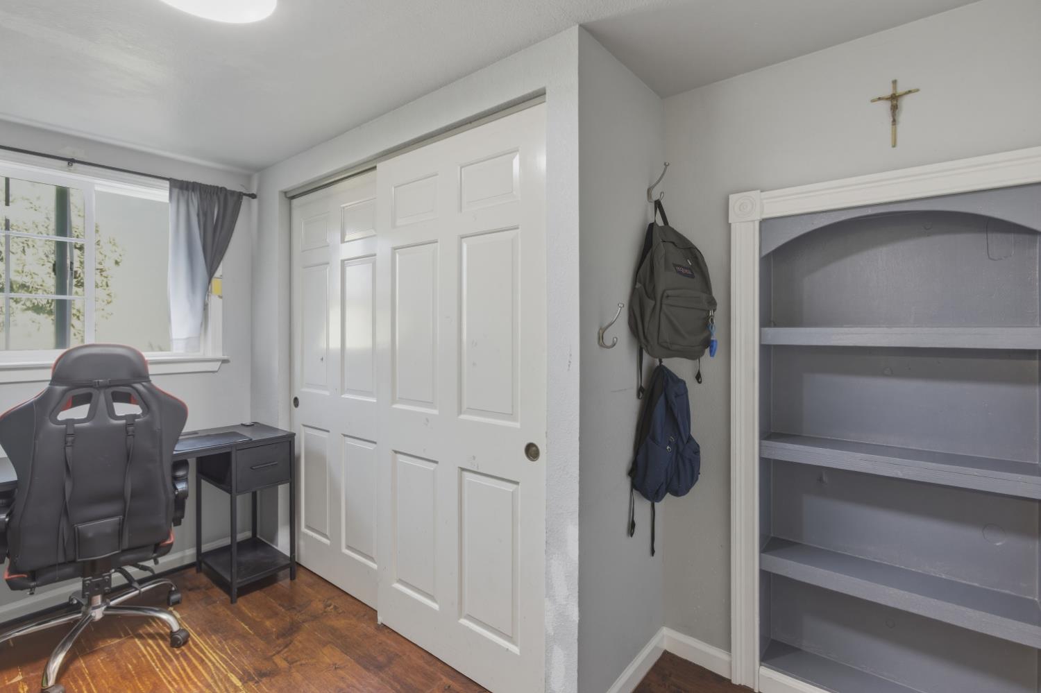 2330 Meadowbrook Ave, Merced, CA 95348