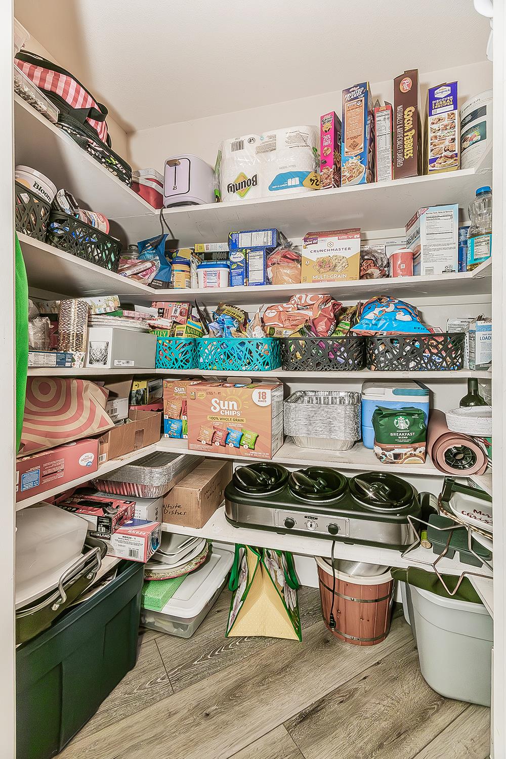 27118 Redhawk Ln, Clovis, CA 93619