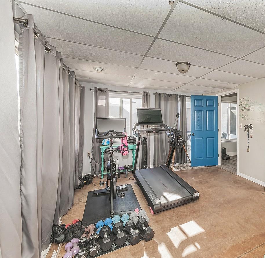 27118 Redhawk Ln, Clovis, CA 93619