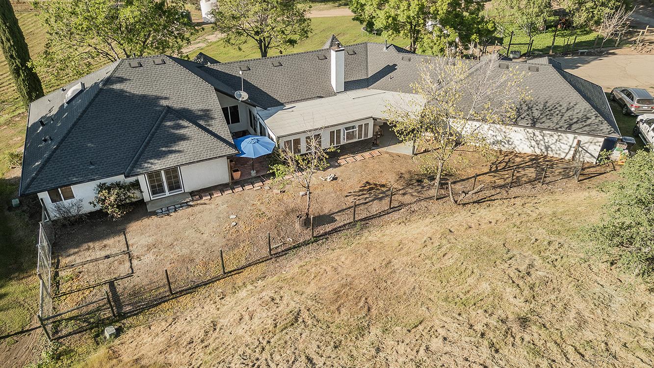 27118 Redhawk Ln, Clovis, CA 93619