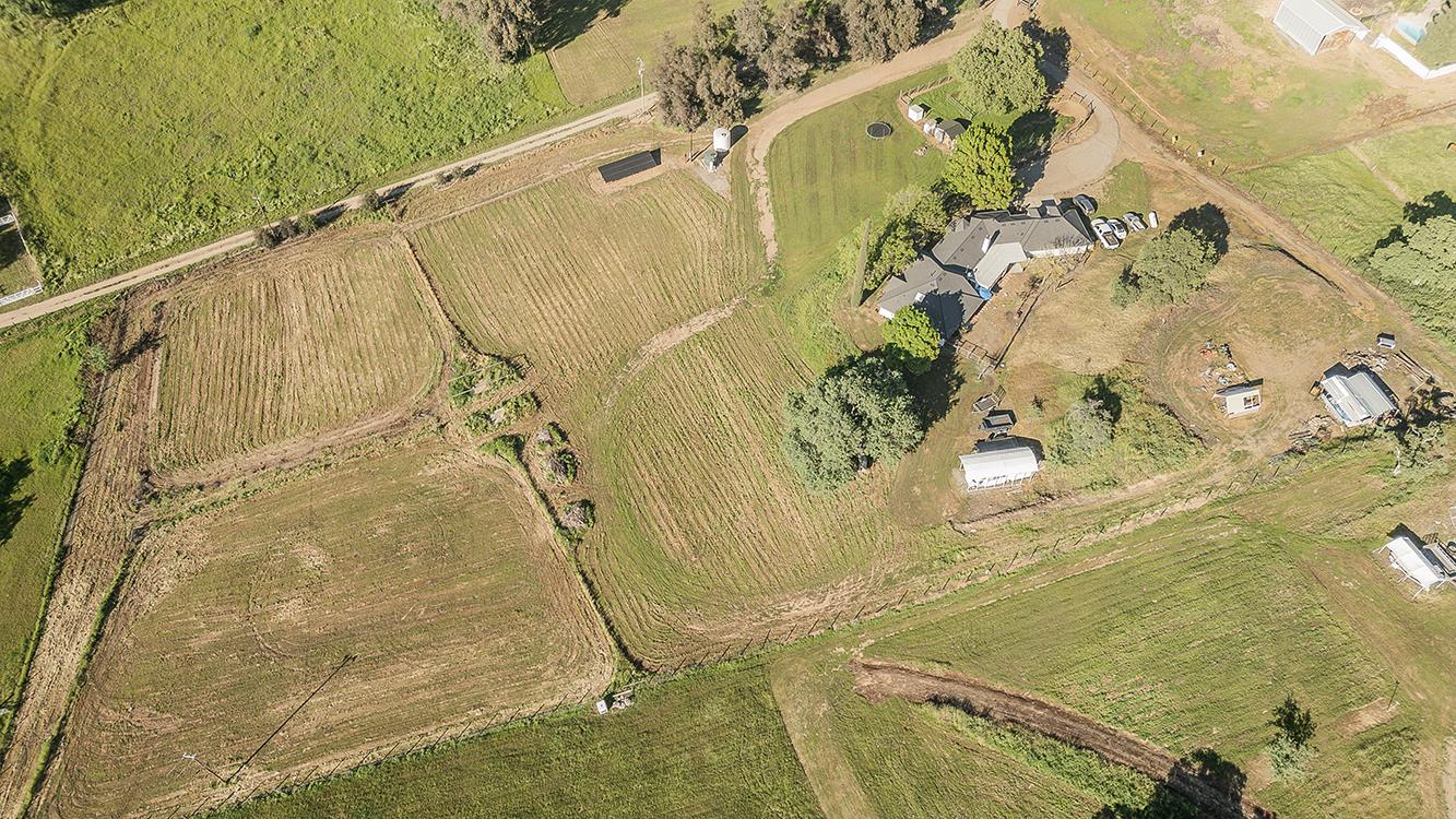 27118 Redhawk Ln, Clovis, CA 93619