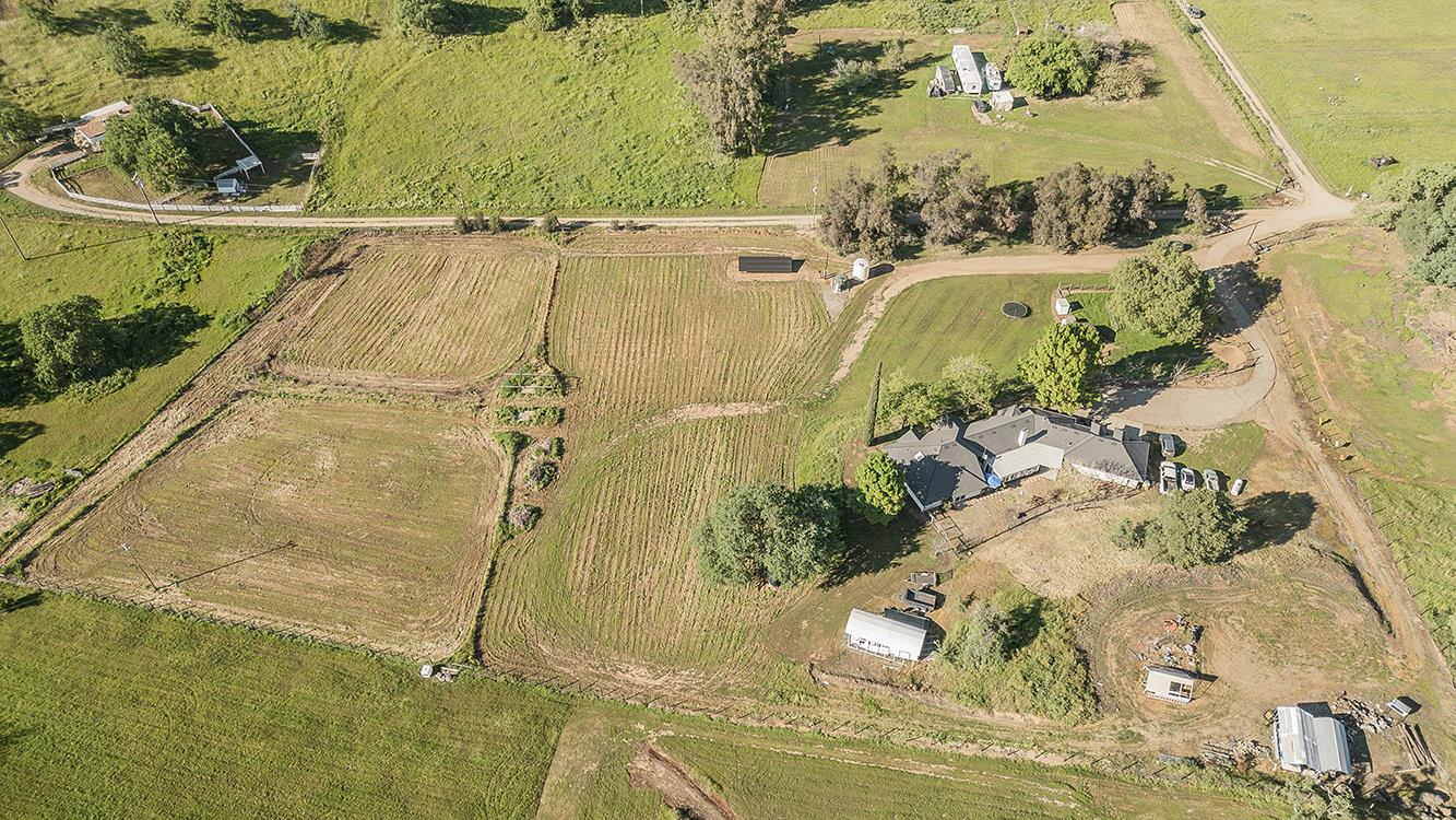 27118 Redhawk Ln, Clovis, CA 93619