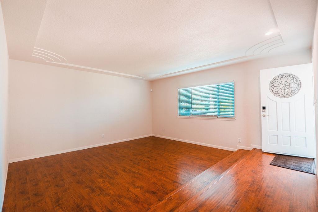 1431 E Paul Ave, Fresno, CA 93710