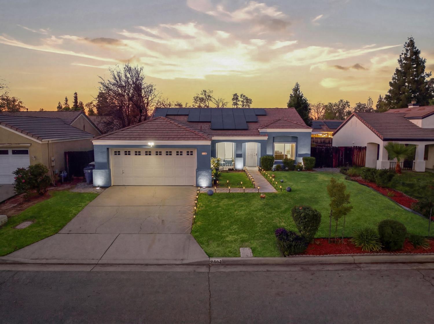 2404 E El paso Ave E, Fresno, CA 93720