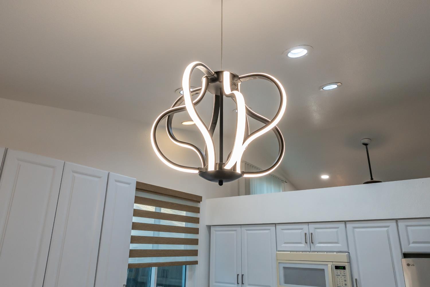 2404 E El paso Ave E, Fresno, CA 93720