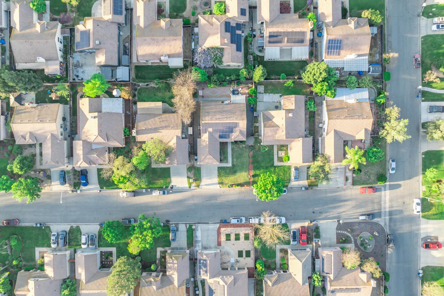 2404 E El paso Ave E, Fresno, CA 93720