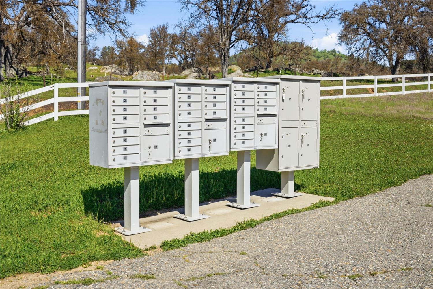 4260 Burl Dr, Mariposa, CA 95338