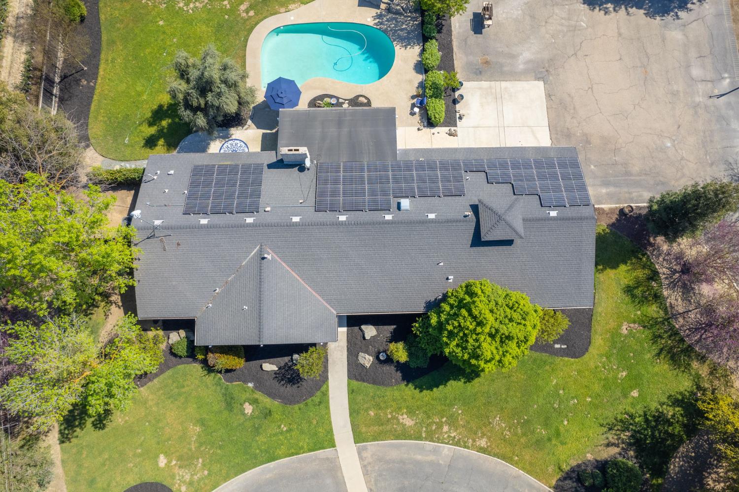 5650 S De Wolf Ave, Fowler, CA 93625