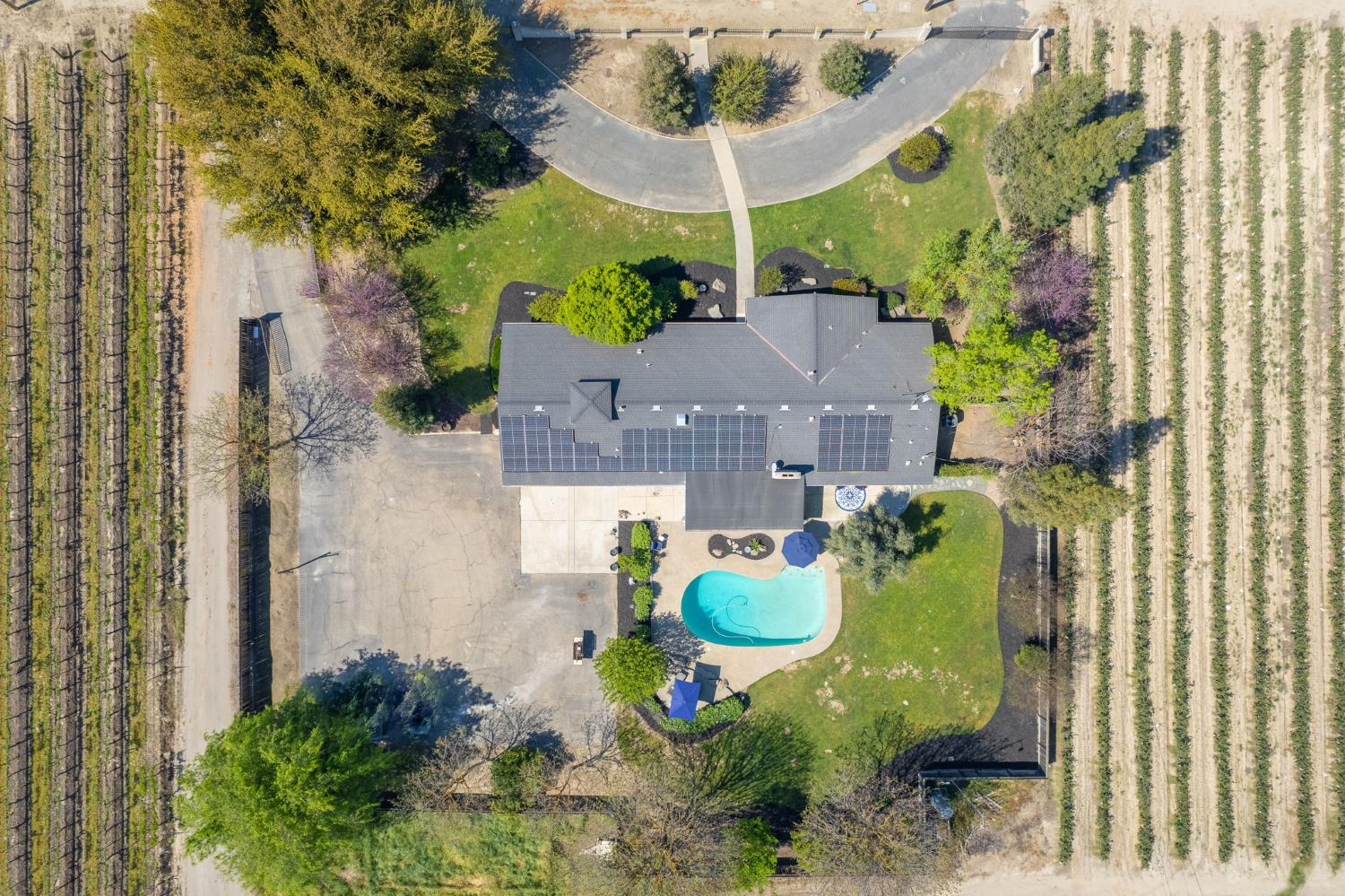 5650 S De Wolf Ave, Fowler, CA 93625