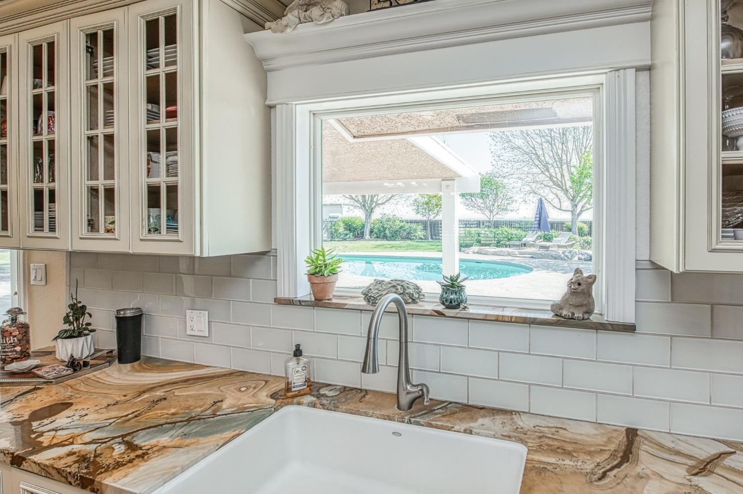 5650 S De Wolf Ave, Fowler, CA 93625