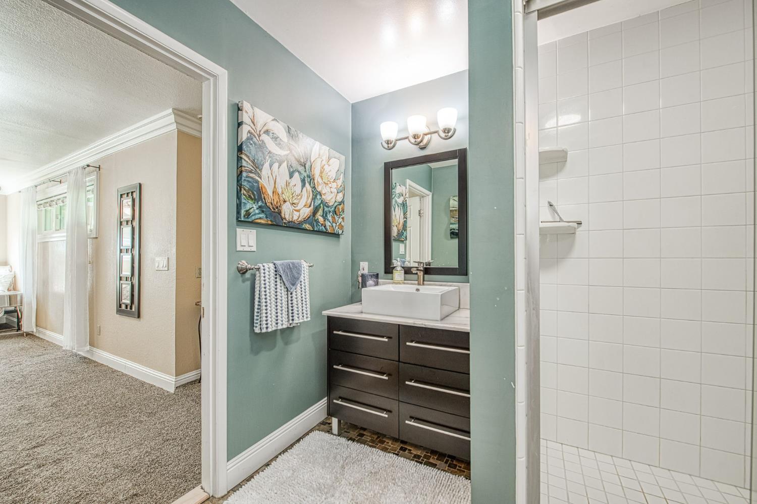 5650 S De Wolf Ave, Fowler, CA 93625