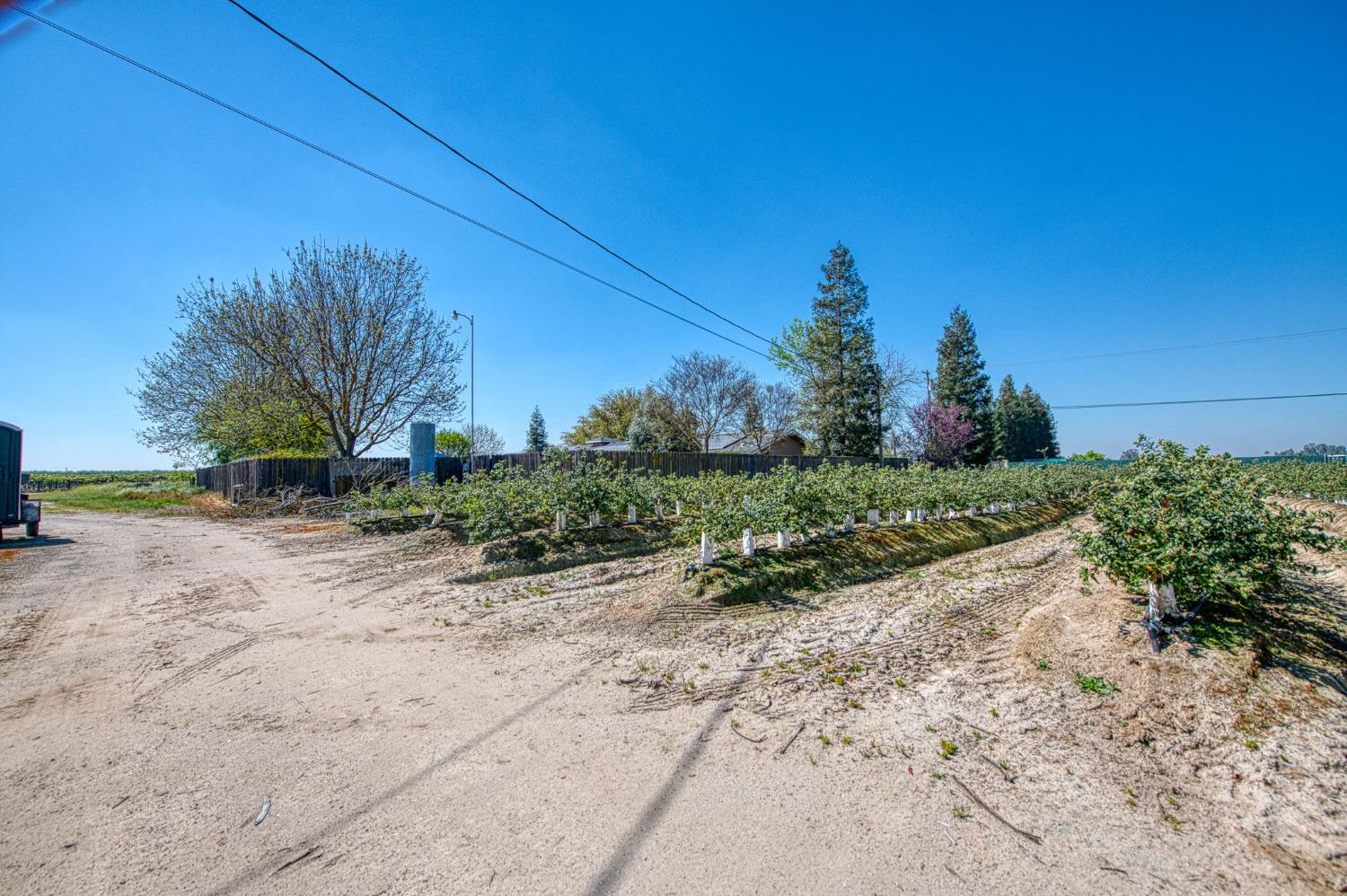 5650 S De Wolf Ave, Fowler, CA 93625